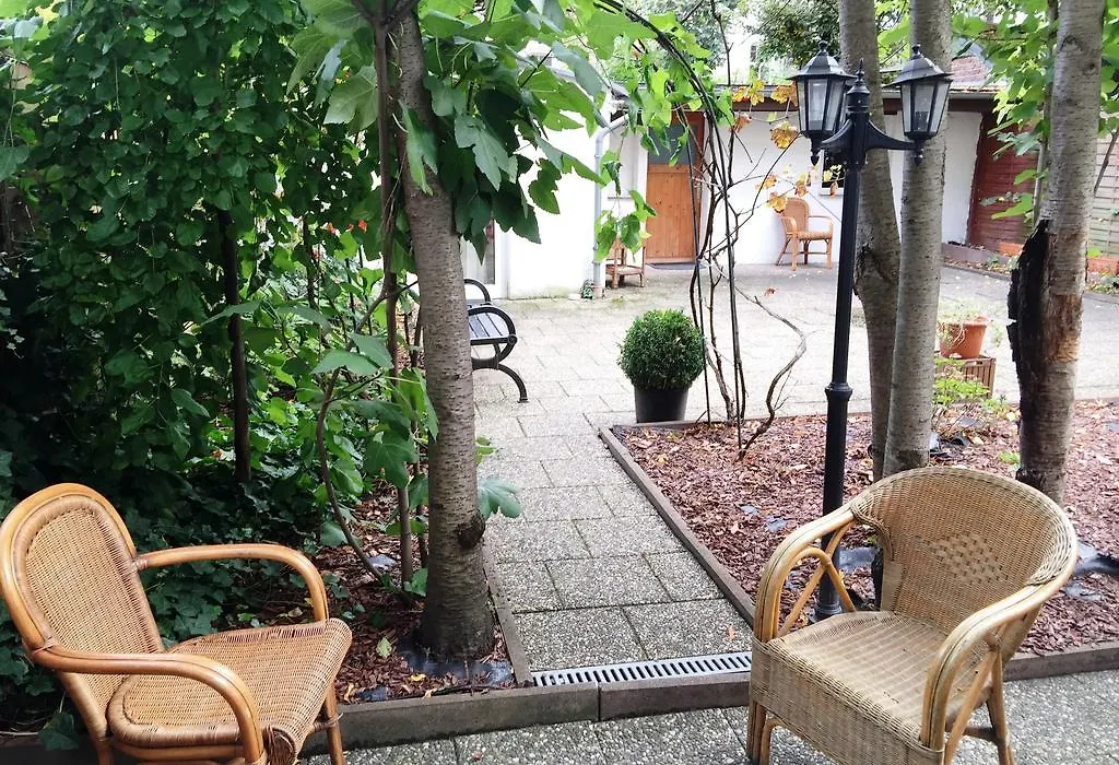 Hotel Ariana-1